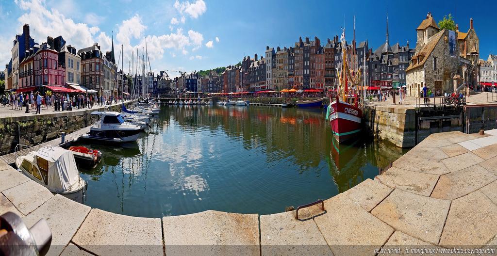 Le Central Honfleur Zewnętrze zdjęcie